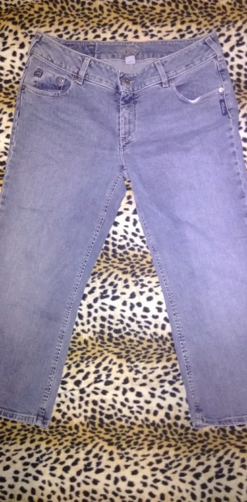 Silver Capri Jeans